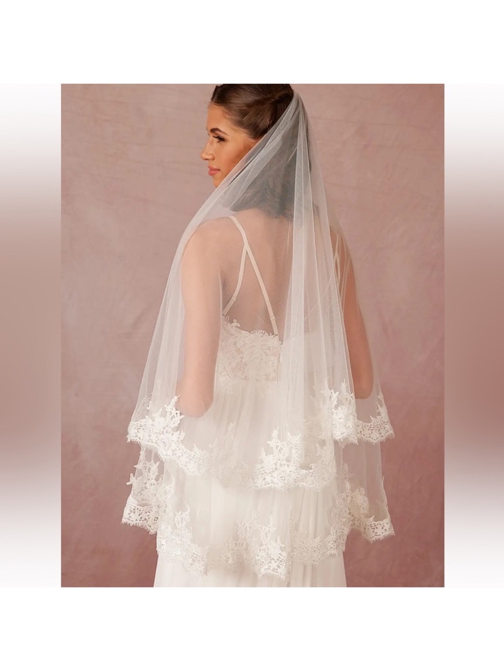 Azazie Ivory Lace-Edged Two-Tier Bridal Veil